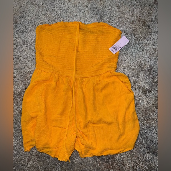 Target Other - Juniors size Large romper NWT